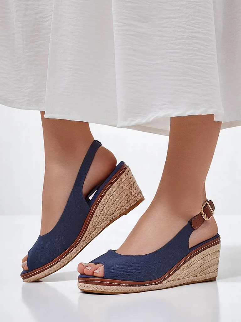 Женские сандалии на платформе Royalfashion с открытым носком Tafenis