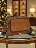 коричневый