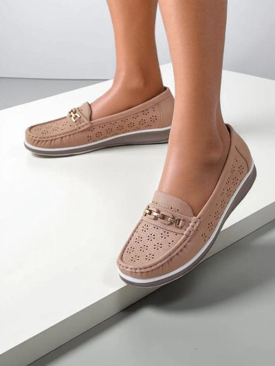 Royalfashion Женские перфорированные мокасины Cerro