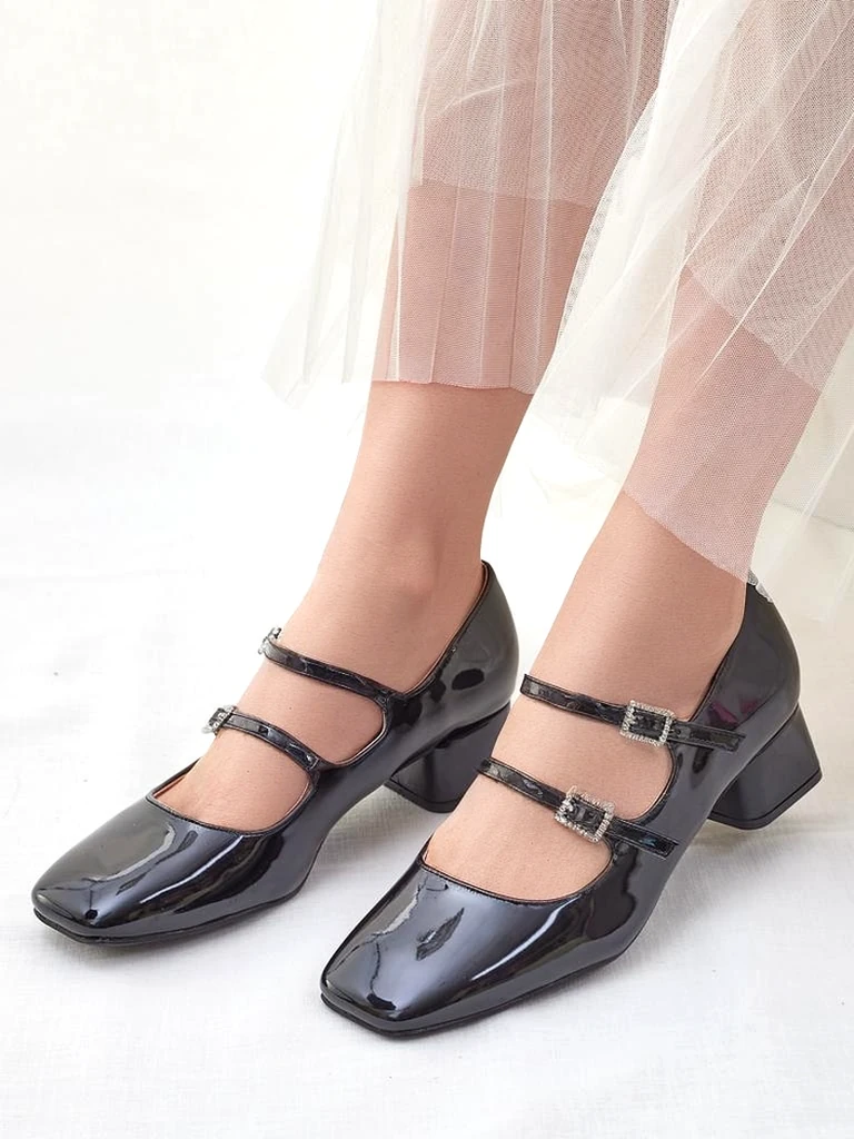 Royalfashion Glossy women's heeled pumps with straps Vible