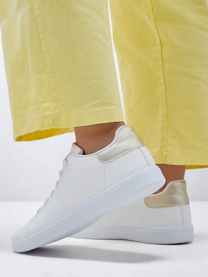 Royalfashion Women's casual sports sneakers Apetir