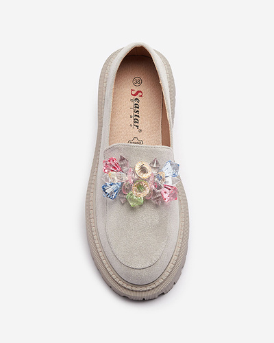 Light gray women's moccasins with colorful beads Hetika - Footwear