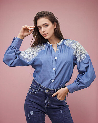 Royalfashion Sieviešu krekls ar cirkoniem