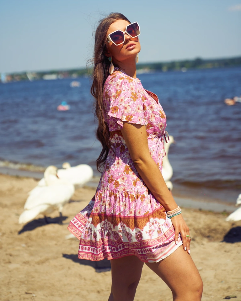 Royalfashion Летнее розовое женское короткое платье