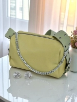 тёмно-зелёный