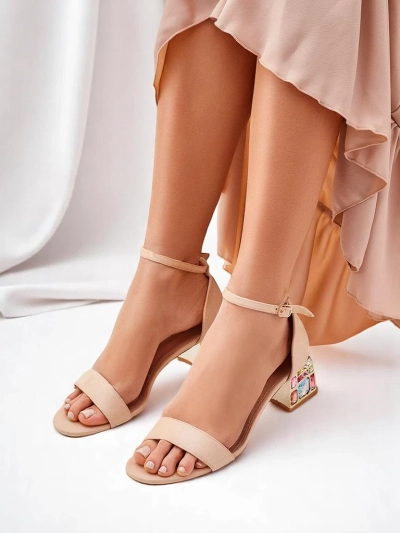 Royalfashion Sieviešu sandales ar dekoratīvu papēdi Ballou