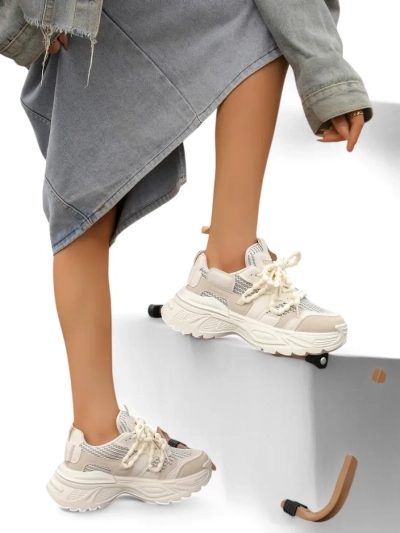 Спортивные кроссовки Royalfashion для женщин на толстой подошве Loness