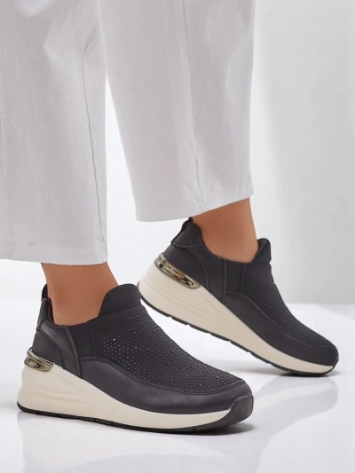 Royalfashion Slip-on women's sports shoes with rhinestones Elera