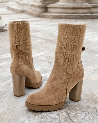 Royalfashion Sieviešu ķēdes zābaki uz pacēlāja Libbo