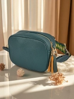 Smaragda zaļš || tumši zaļš