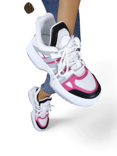 Royalfashion Women's sporty sneakers on a thicker sole Loness