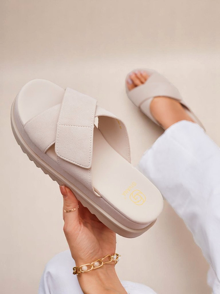 Royalfashion Sieviešu plakanās sandales Evre