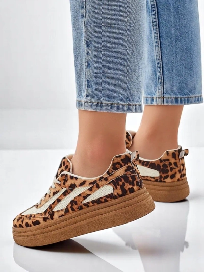 Royalfashion Women's sports sneakers Detti