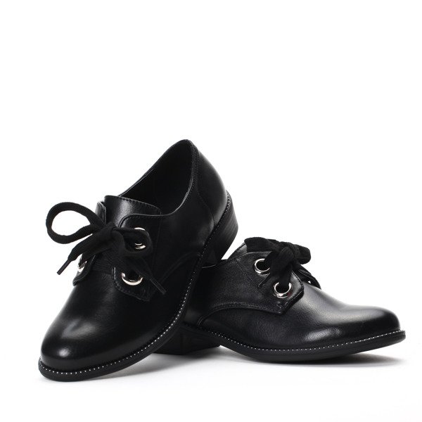 Czarne, wiązane oksfordki - Obuwie
