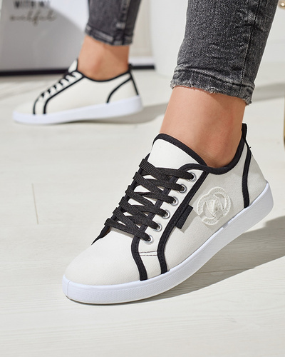 White women's sneakers with patch Wefera - Footwear