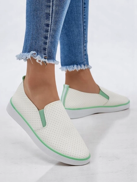 Royalfashion Sieviešu perforētie iešļūcami apavi Kassias