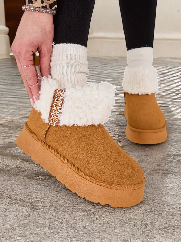 Женские зимние ботинки Royalfashion с мехом Rovvoy