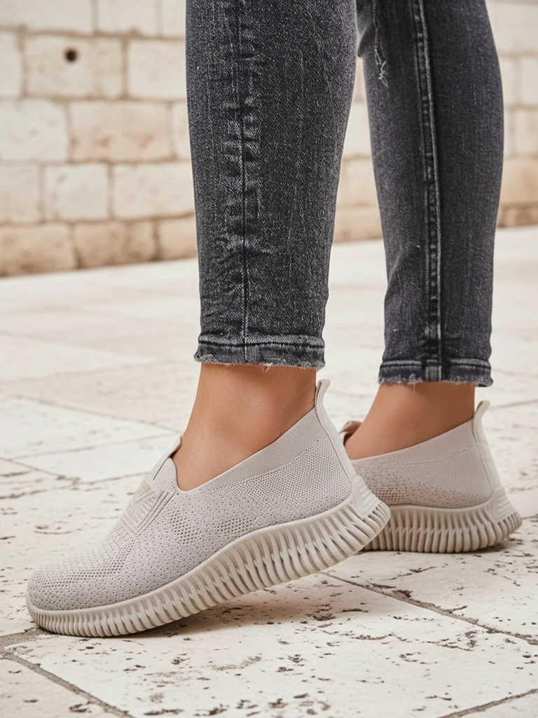 Royalfashion Женские тканевые спортивные слипоны Serra