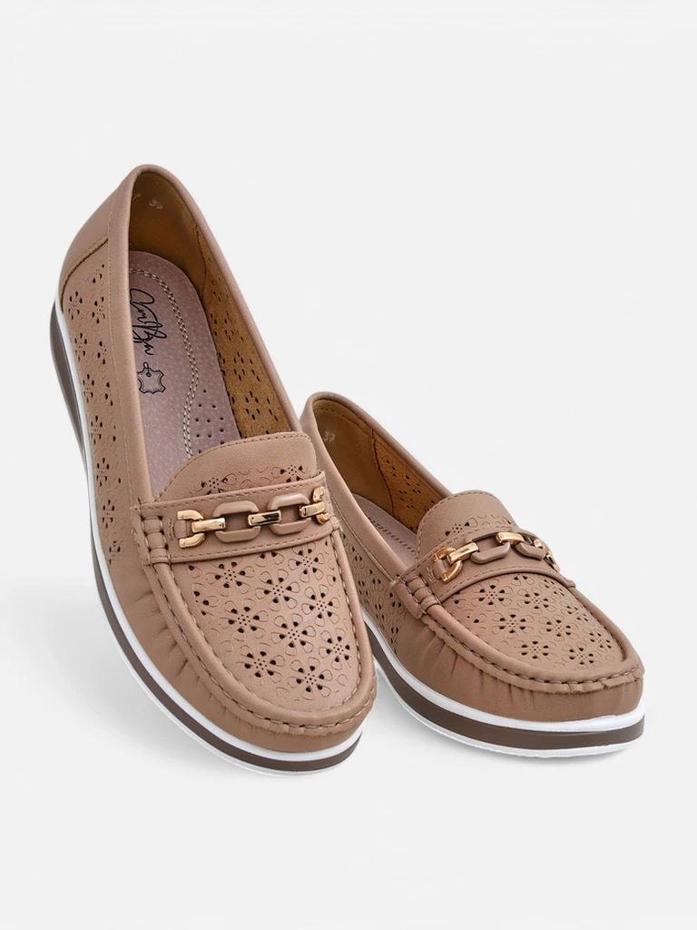 Royalfashion Женские перфорированные мокасины Cerro