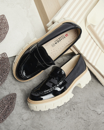 Black lacquered moccasins for women Mewira - Footwear