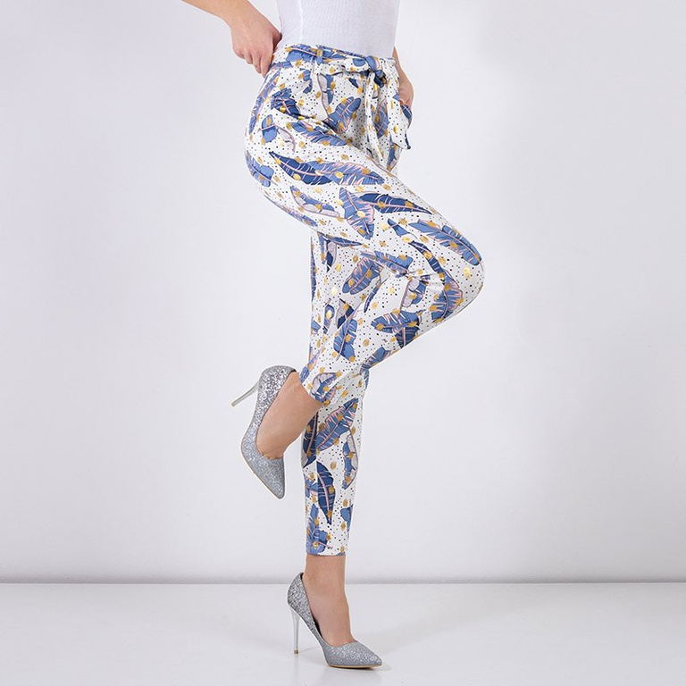 Белые женские штаны с принтом