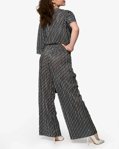 Black women's patterned pleated set - Clothing