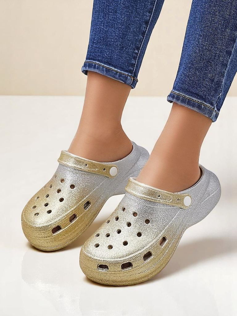 Royalfashion Women's rubber summer sandals with cutouts Dellosa