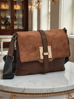 коричневый