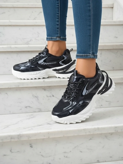 Royalfashion Women's sports sneakers on a thicker sole Nettes