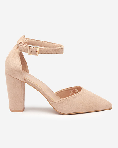 Beige women's sandals on the Kinotia post - Footwear