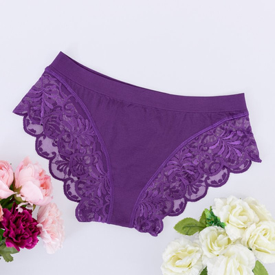 Women's lace panties in purple - Underwear