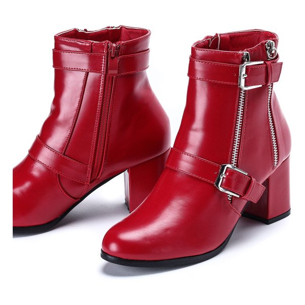 Czerwone botki na słupku Riia - Obuwie