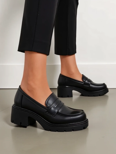 Royalfashion Women's loafers with a low heel Tollino