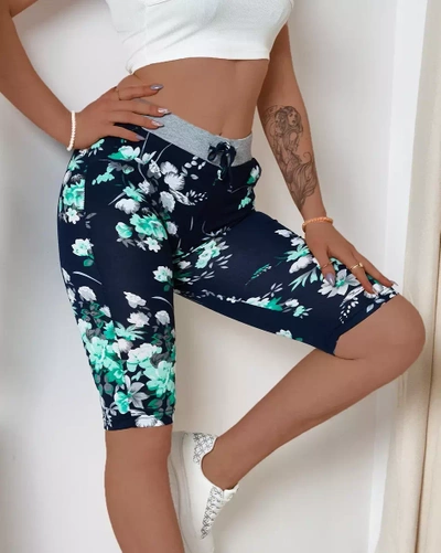 Women's navy blue 3/4 shorts with green flowers PLUS SIZE - Clothing