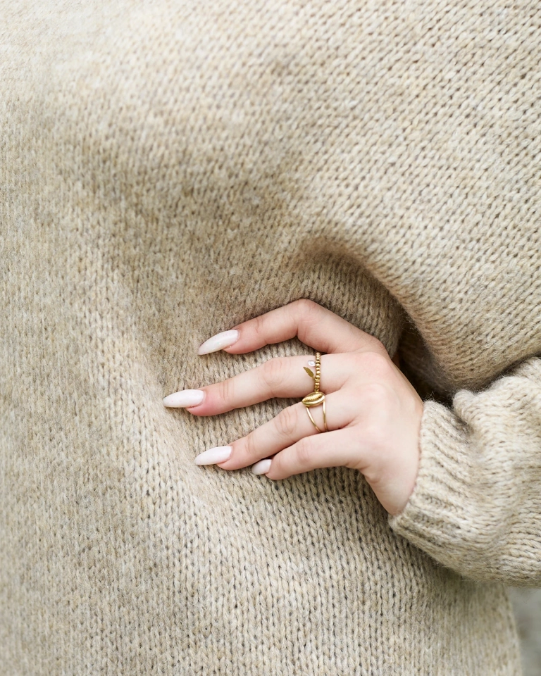 Royalfashion Pelēki bēšs sieviešu garais oversize džemperis