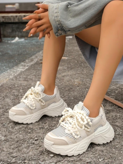 Спортивные кроссовки Royalfashion для женщин на толстой подошве Loness