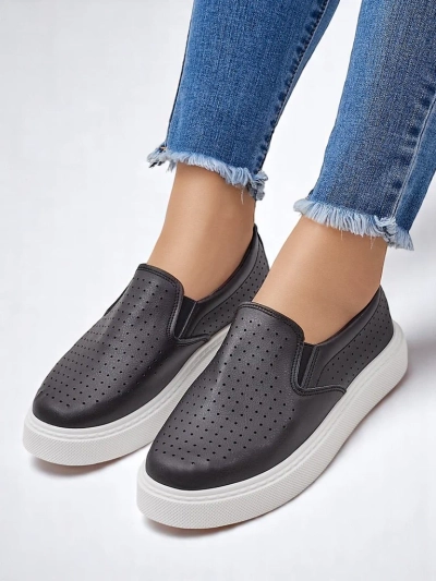 Royalfashion Women’s perforated slip-on shoes Emillia
