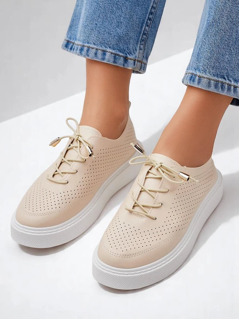 Royalfashion Женские перфорированные спортивные туфли с шнуровкой Vaned