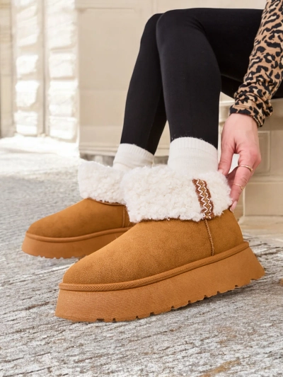 Royalfashion Sieviešu sniega zābaki ar kažokādas apdari Rovvoy