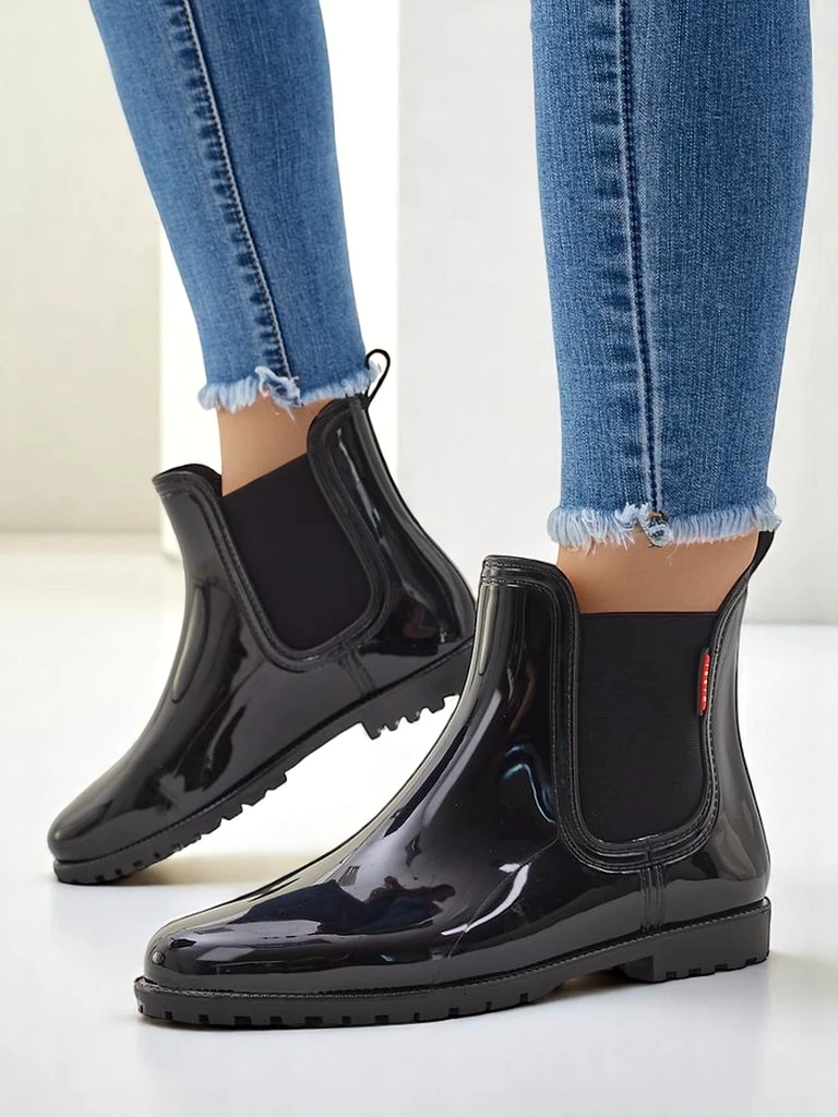 Женские лакированные резиновые сапоги Royalfashion Rissma