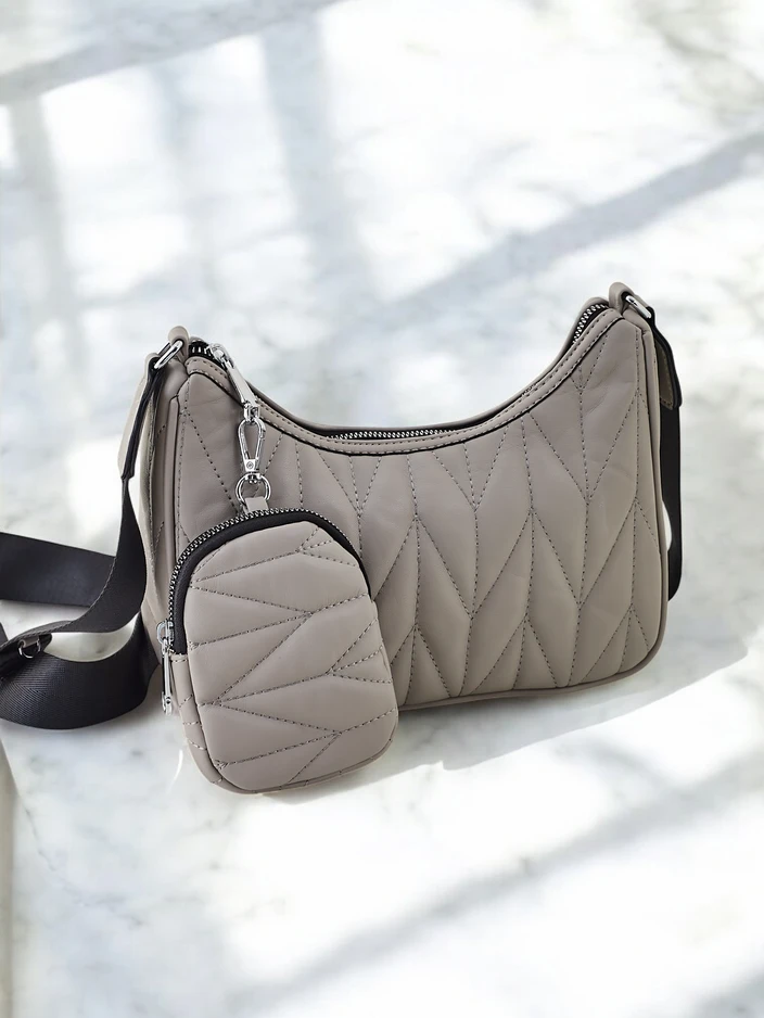 Royalfashion Small quilted women's handbag with wallet