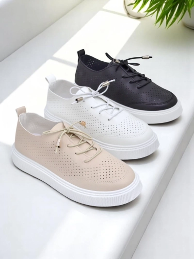 Royalfashion Ladies' perforated sports lace-up shoes Vaned