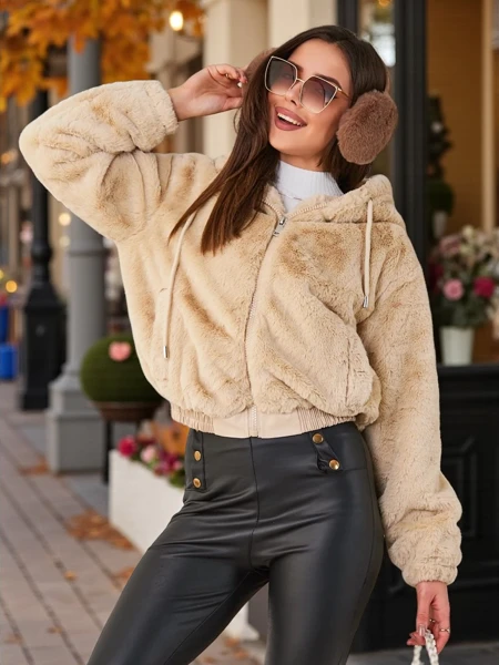 женская куртка Royalfashion из искусственного меха