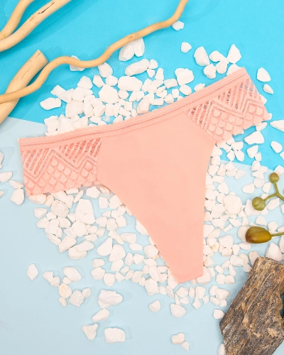 Коралловые женские трусики стринги с кружевом - Нижнее белье