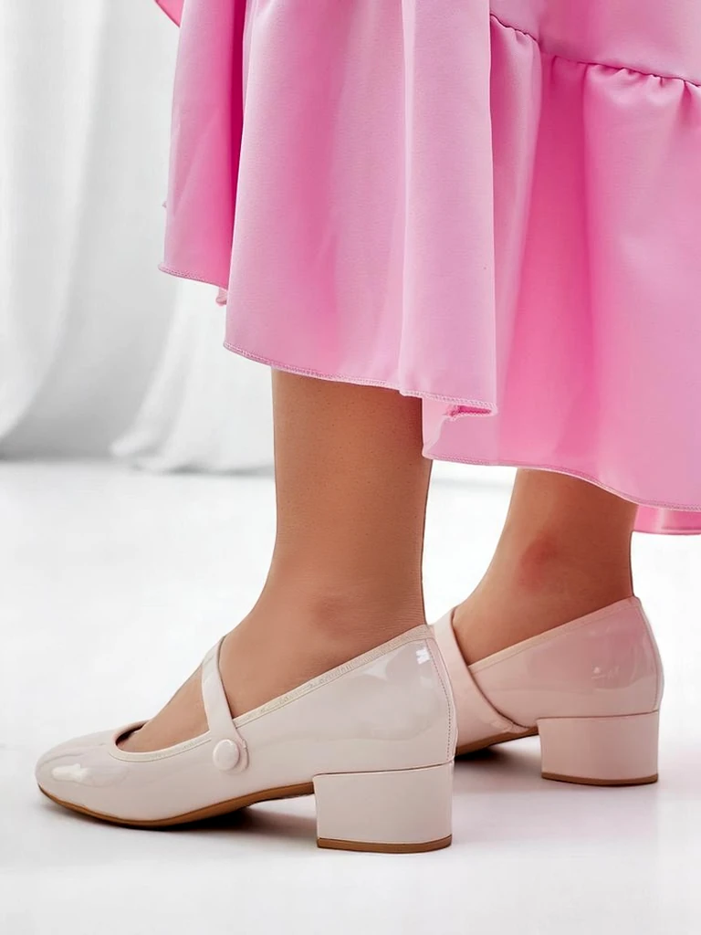 Royalfashion Женские туфли-лодочки на низком каблуке Omagga