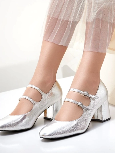 Туфли на каблуке из лаковой кожи Royalfashion для женщин с ремешками Ovinna