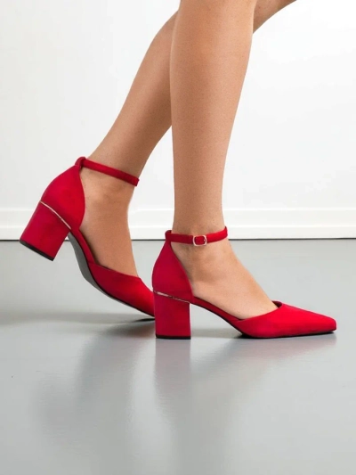 Royalfashion Женские туфли на низком каблуке Caelda