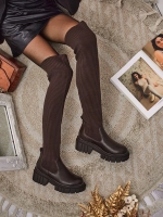 Темно-коричневый