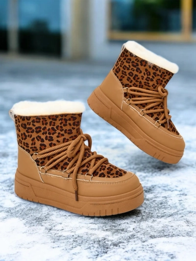 Royalfashion Women's laced snow boots Moniuc