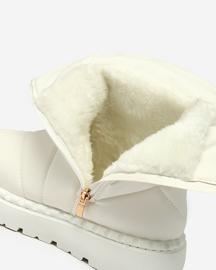 Royalfashion Белые женские сапоги a'la snow boots Oterika